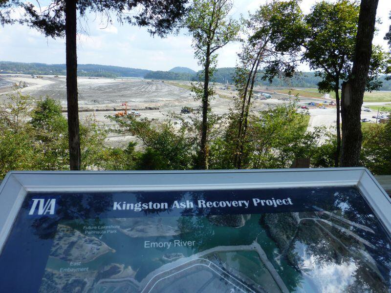The Tennessee Valley Authority built an overlook where the public can view progress on recovery efforts from the Kingston coal ash disaster. CREDIT: Mark Hand/ThinkProgress