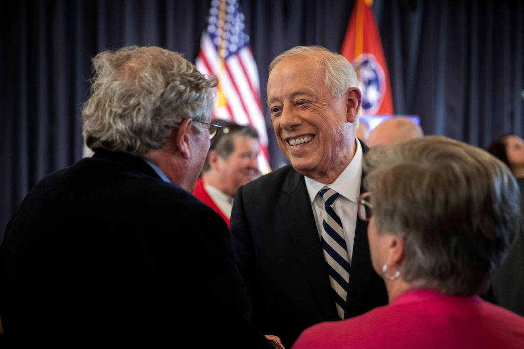 Phil Bredesen speaks with supporters in Chattanooga, Tennessee on November 4, 2018. (Drew Angerer/Getty Images)