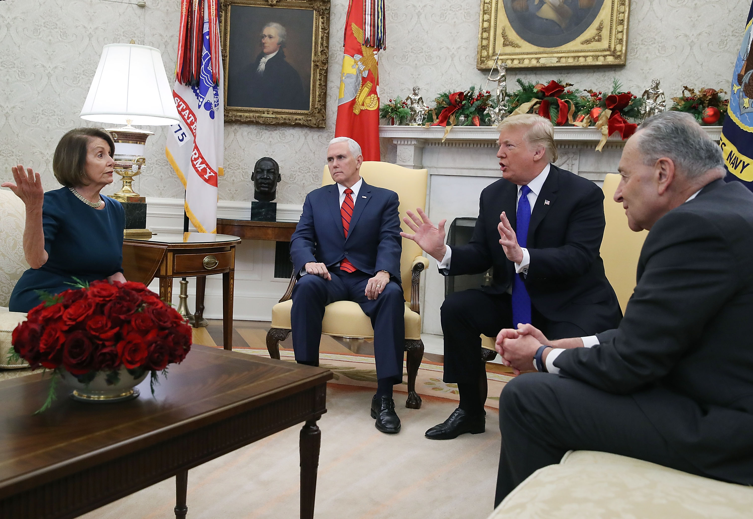 Pelosi, Pence, Trump, and Schumer in the Oval Office for a live fact-check. (CREDIT: Mark Wilson/Getty Images)