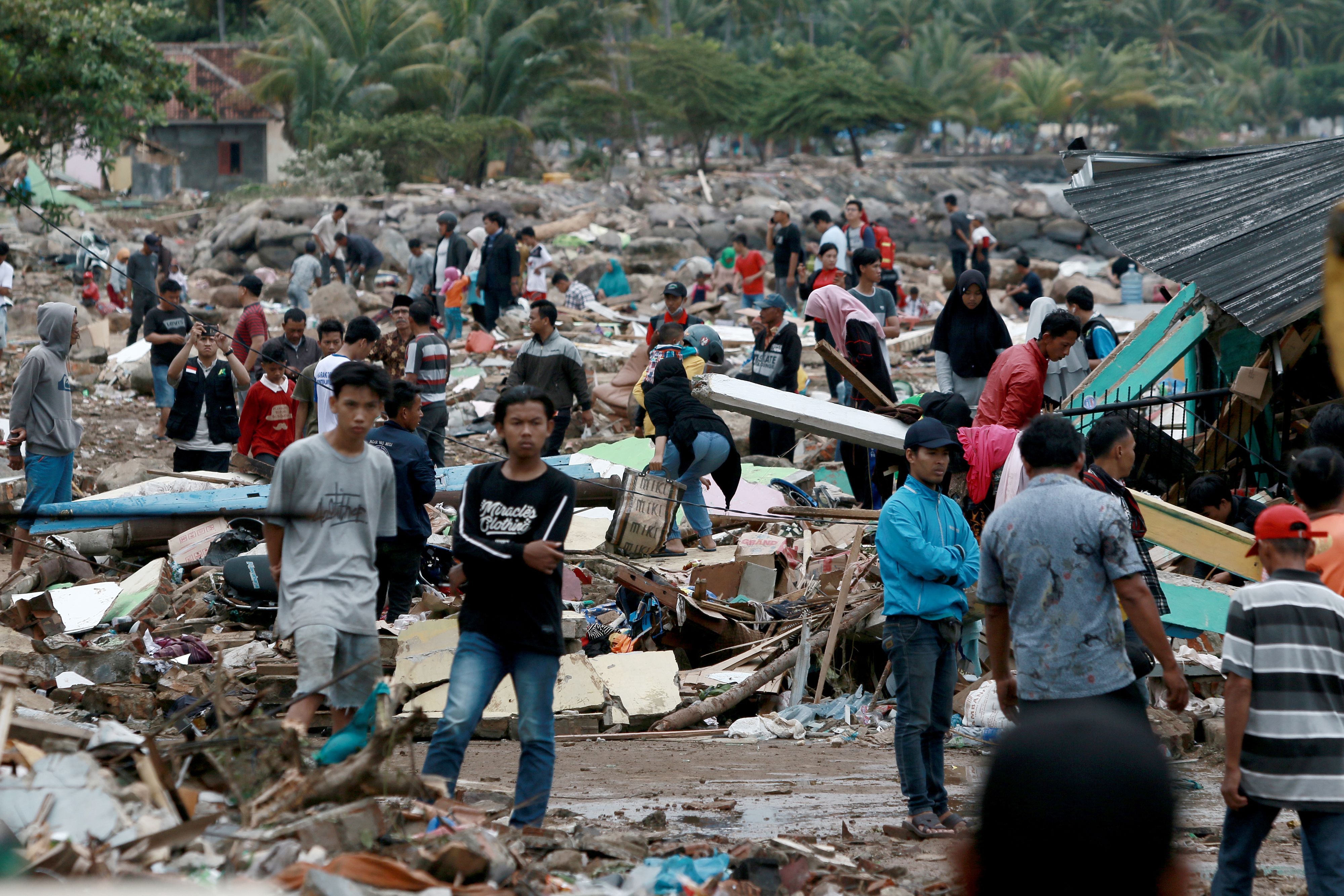 Tsunami 200 000 dead