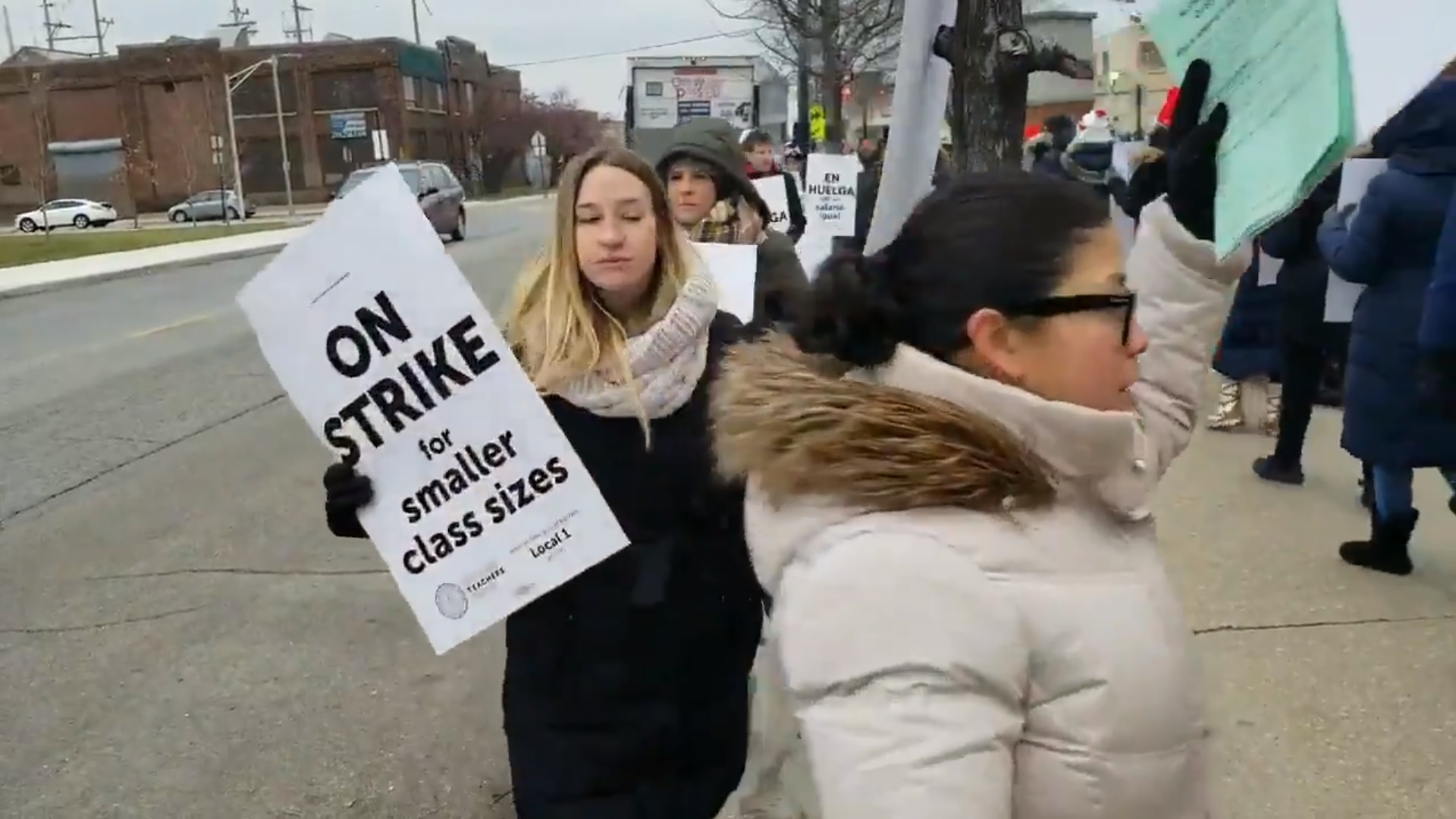Chicago Teachers Go On First ever Charter School Strike Demanding More chicago-teachers-go-on-first-ever-charter-school-strike-demanding-more