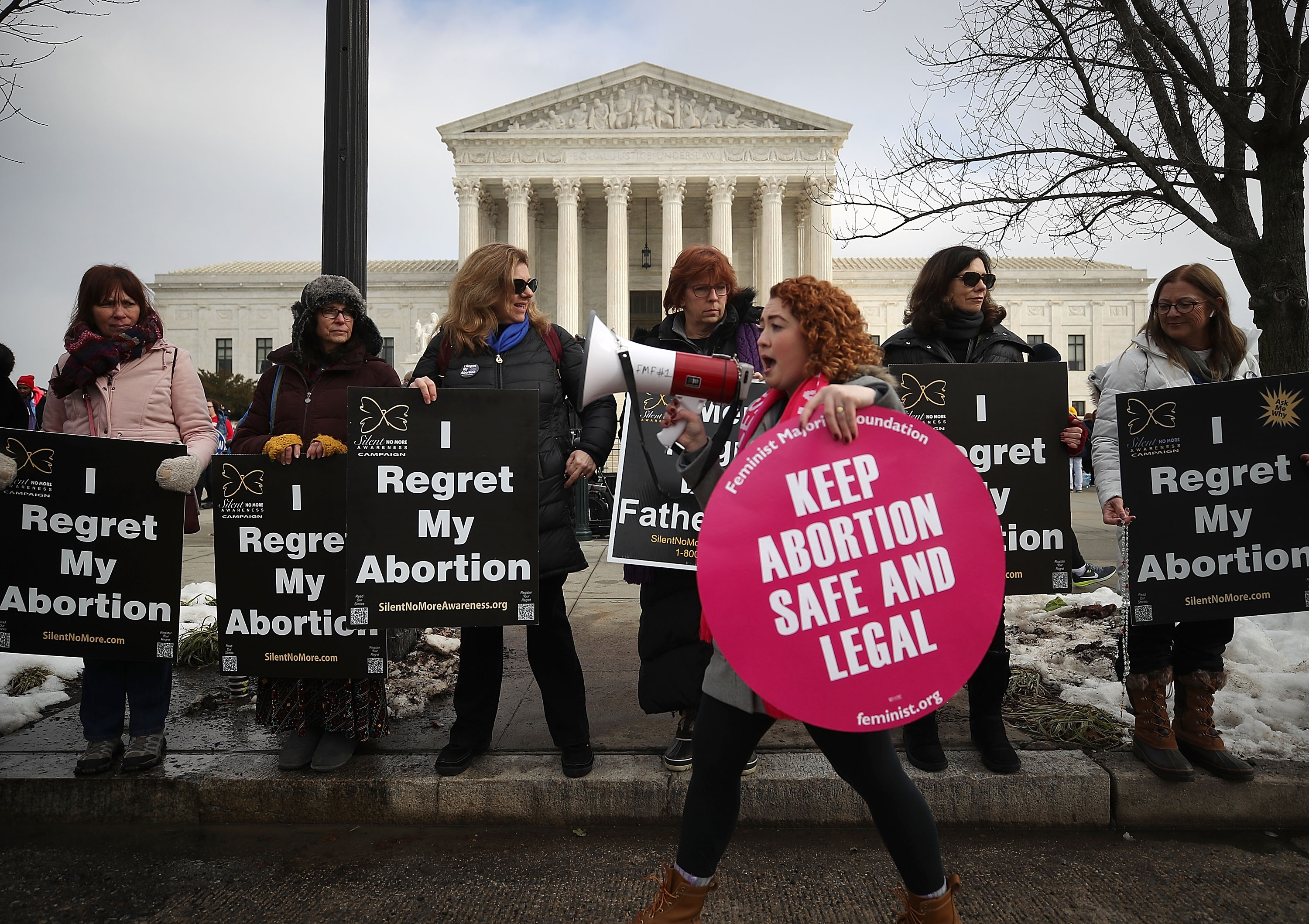 Protesters on both sides of the abortion issue gather in front of the U.S. Supreme Court building during the Right To Life March, on January 18, 2019 in Washington, DC. (Credit: Mark Wilson/Getty Images)