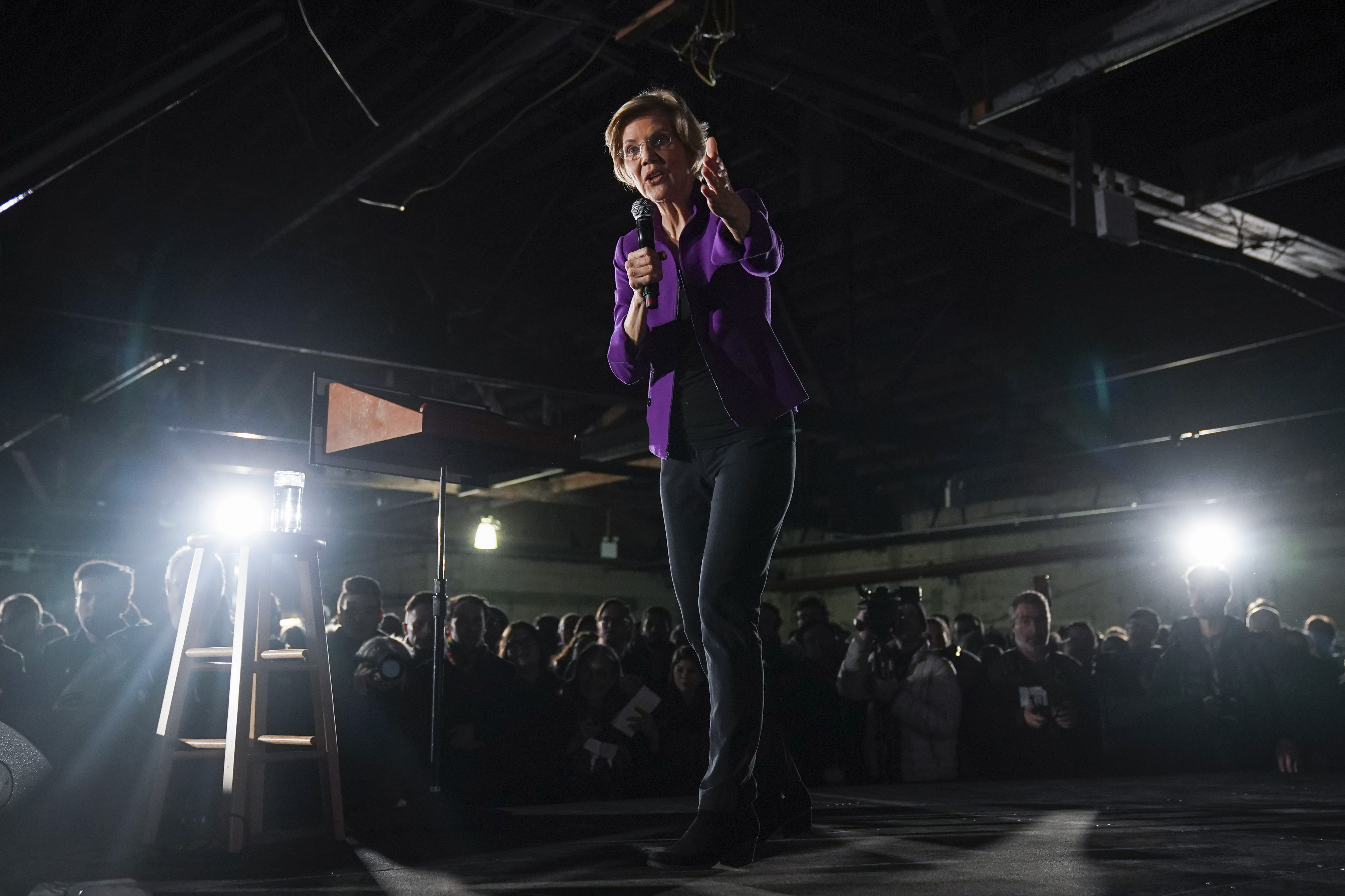 Sen. Elizabeth Warren (D-MA) endorsed a "right to vote" constitutional amendment at a town hall Monday. CREDIT: Drew Angerer/Getty Images