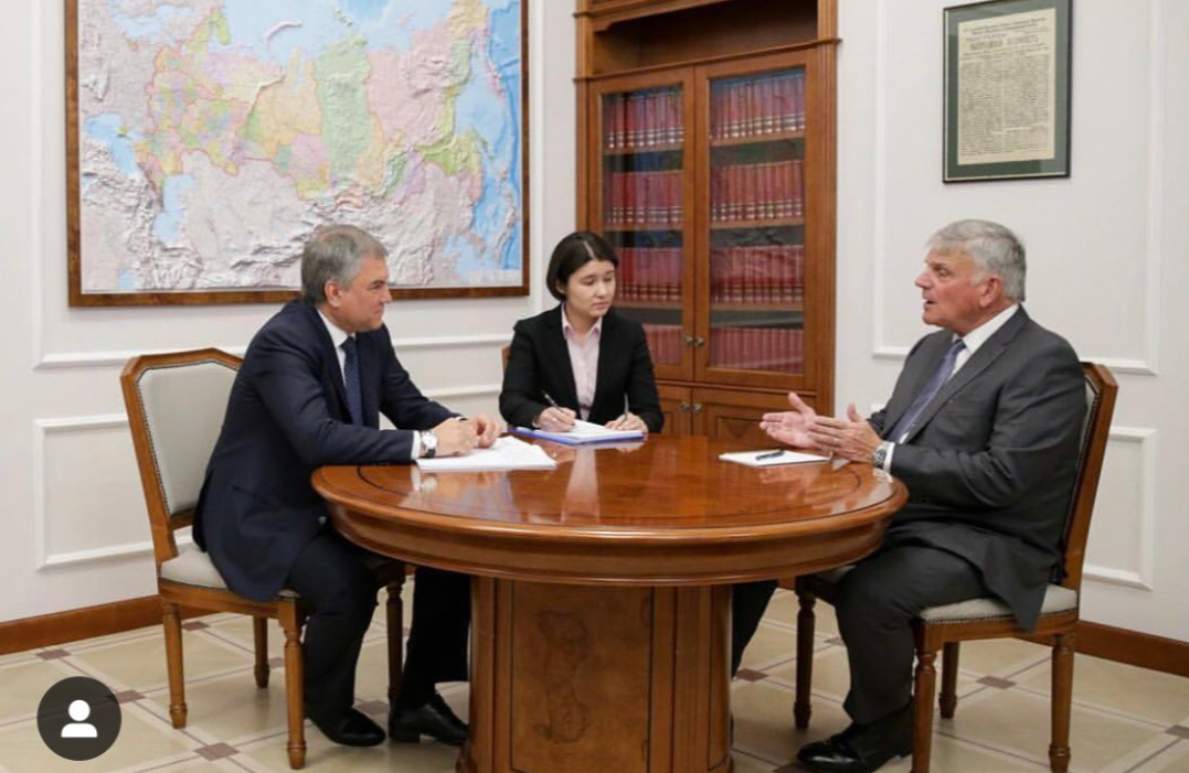 Volodin (left) and Graham (right) sat down to discuss, among other things, how to strengthen ties between American and Russian legislators. CREDIT: INSTAGRAM