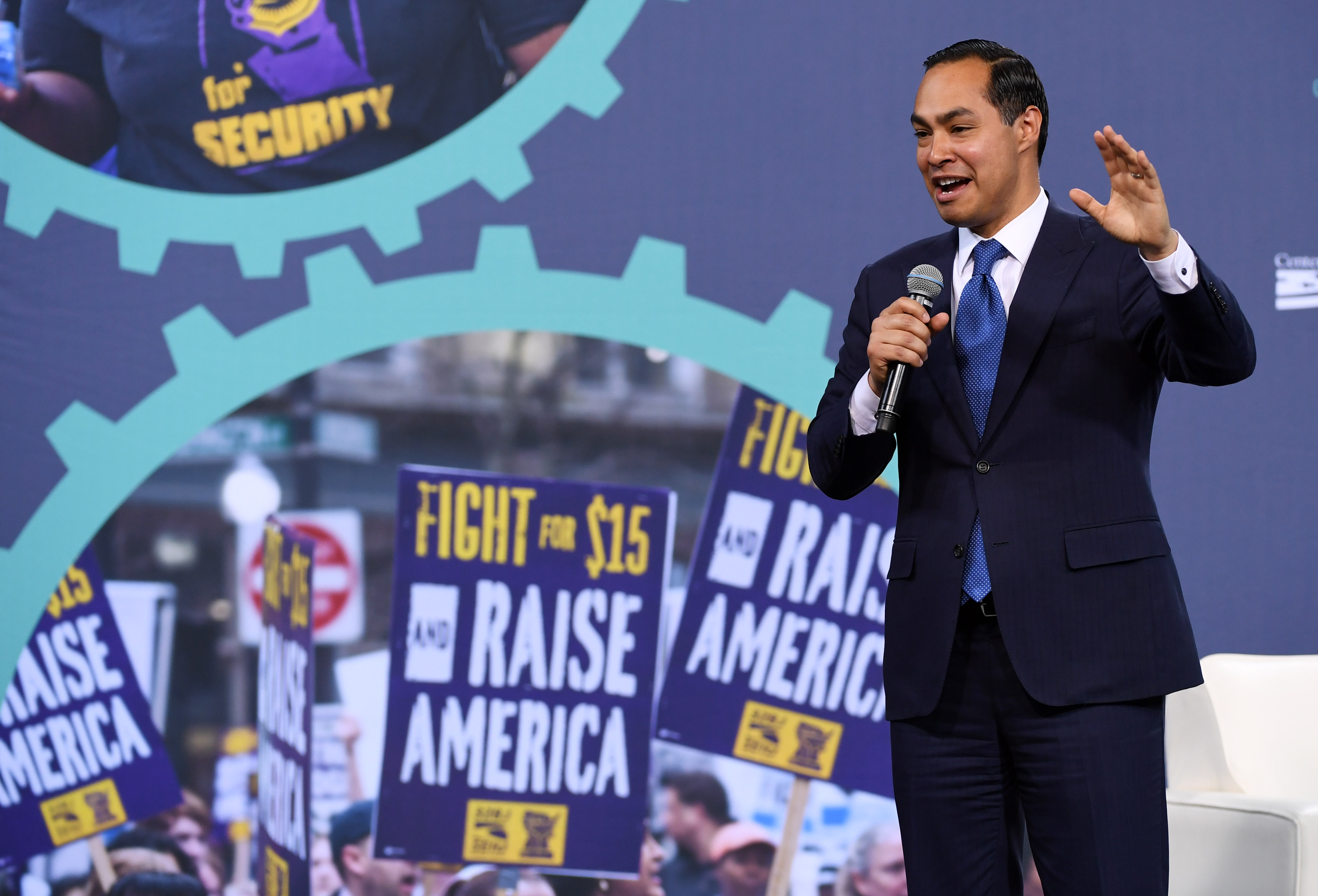 LAS VEGAS, NEVADA - APRIL 27: Democratic presidential candidate Julian Castro speaks at the National Forum on Wages and Working People: Creating an Economy That Works for All at Enclave on April 27, 2019 in Las Vegas, Nevada. Six of the 2020 Democratic presidential candidates are attending the forum, held by the Service Employees International Union and the Center for American Progress Action Fund, to share their economic policies. CREDIT: Ethan Miller/Getty Images