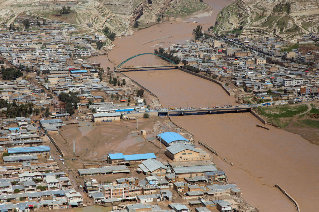 Iranian emergency services were bracing for widespread flooding on April 3 with mass evacuations planned as extensive rainfalls in regions neighbouring Khuzestan converge on the oil-rich southwestern province. (Credit: AZIZ BABANEJAD/AFP/Getty Images)