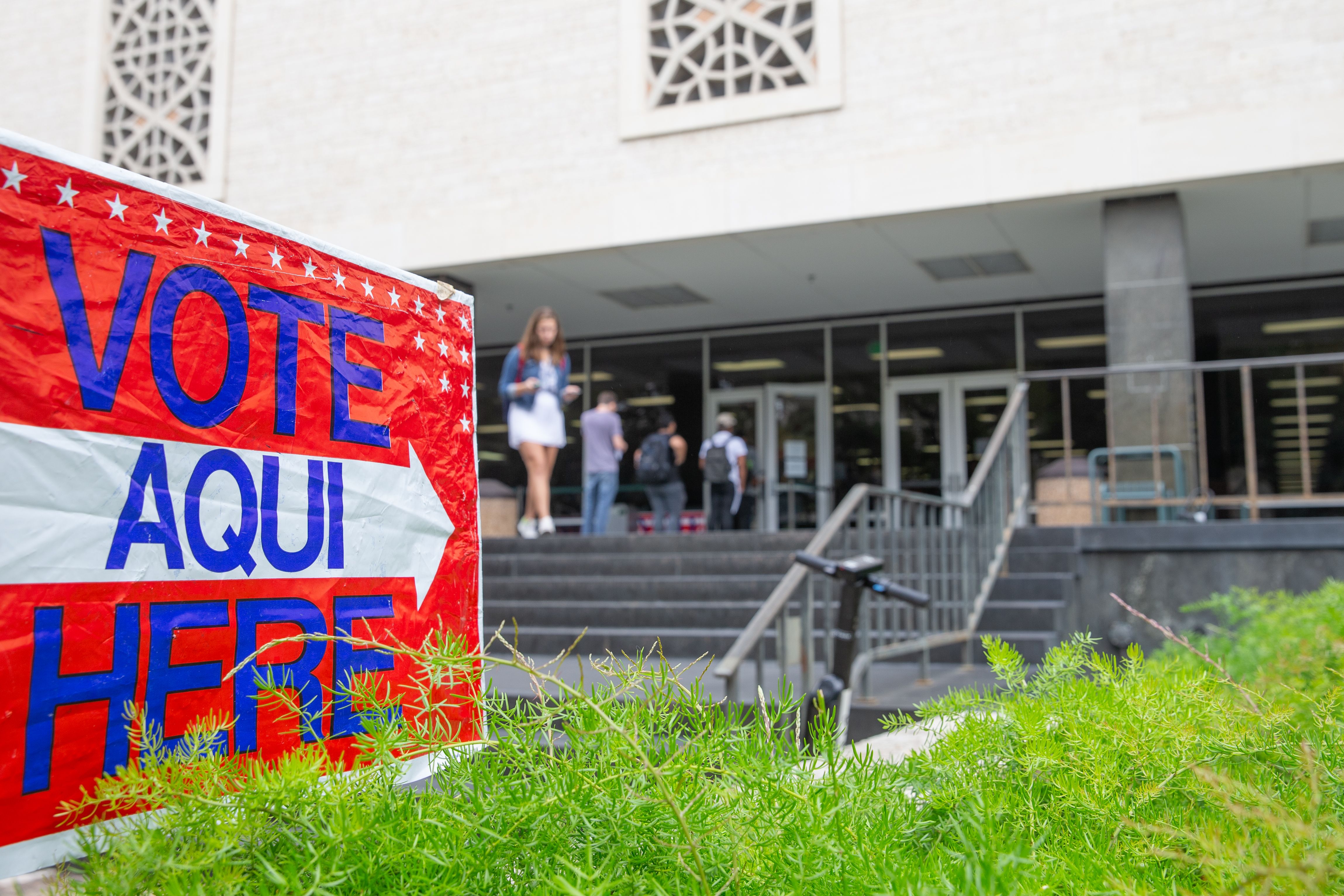 Students at the University of Texas in Austin participate in the "Walkout to Vote" event on November 6, 2018 in Austin,Texas. - Americans started voting Tuesday in critical midterm elections that mark the first major voter test of US President Donald Trump's controversial presidency, with control of Congress at stake. (Photo by SUZANNE CORDEIRO / AFP) (Photo credit should read SUZANNE CORDEIRO/AFP/Getty Images)