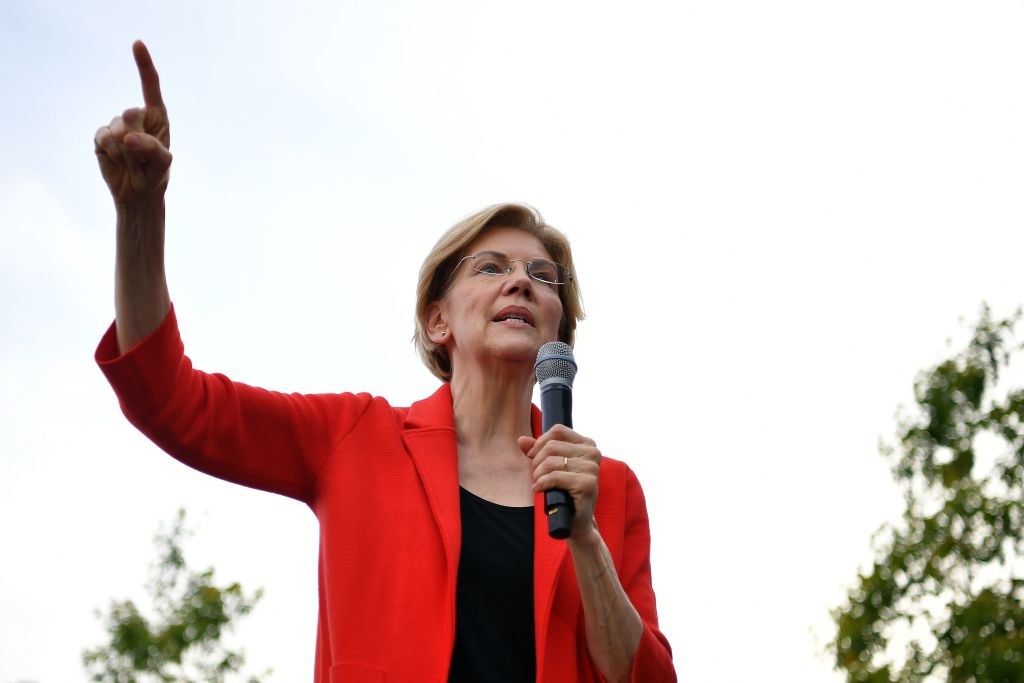 Democratic presidential candidate Elizabeth Warren gestures as she speaks during a campaign stop at George Mason University in Fairfax, Virginia on May 16, 2019. (Photo by MANDEL NGAN / AFP) (Photo credit should read MANDEL NGAN/AFP/Getty Images)
