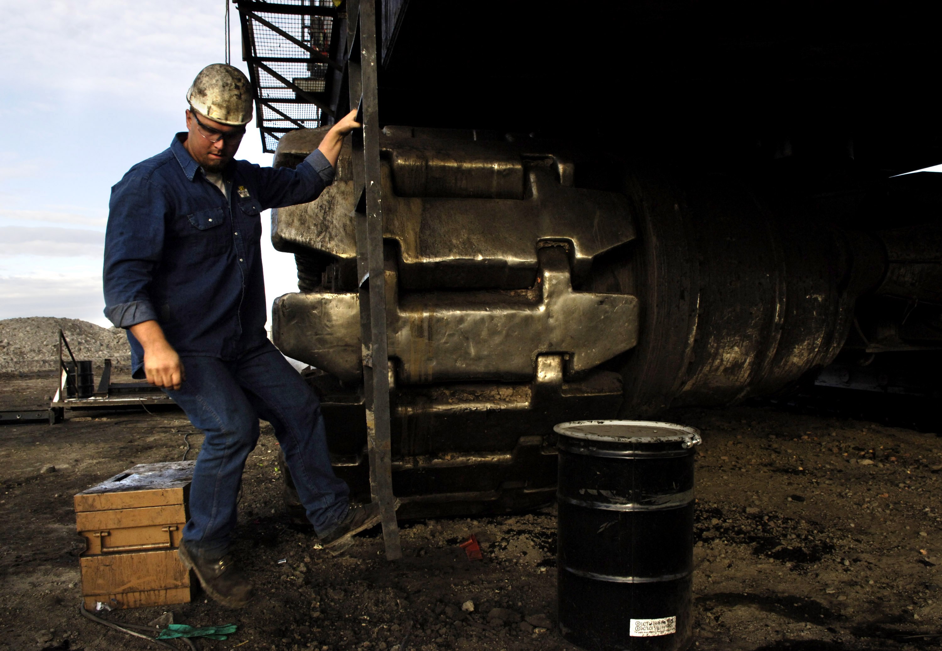 Wyoming coal mine. CREDIT: Andy Nelson/The Christian Science Monitor via Getty Images