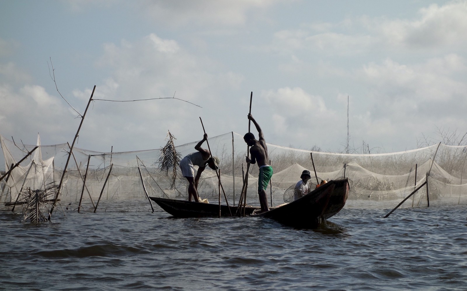 Fishing in Benin, Western Africa. CREDIT: Pixabay